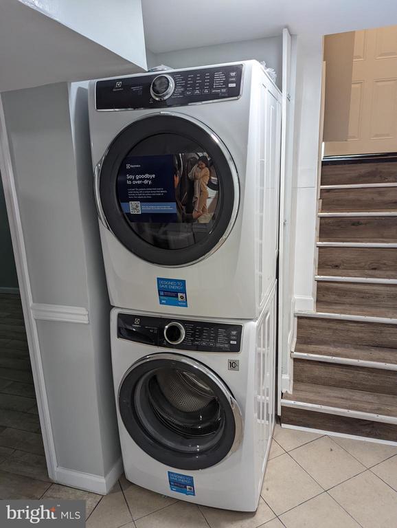 Building Photo - 9033 Old Court Rd