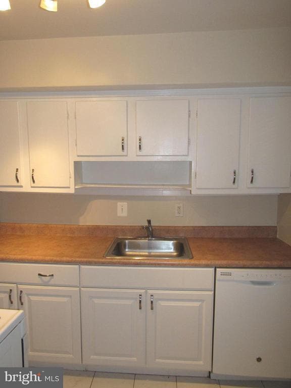 Building Photo - 121 E Glendale Ave