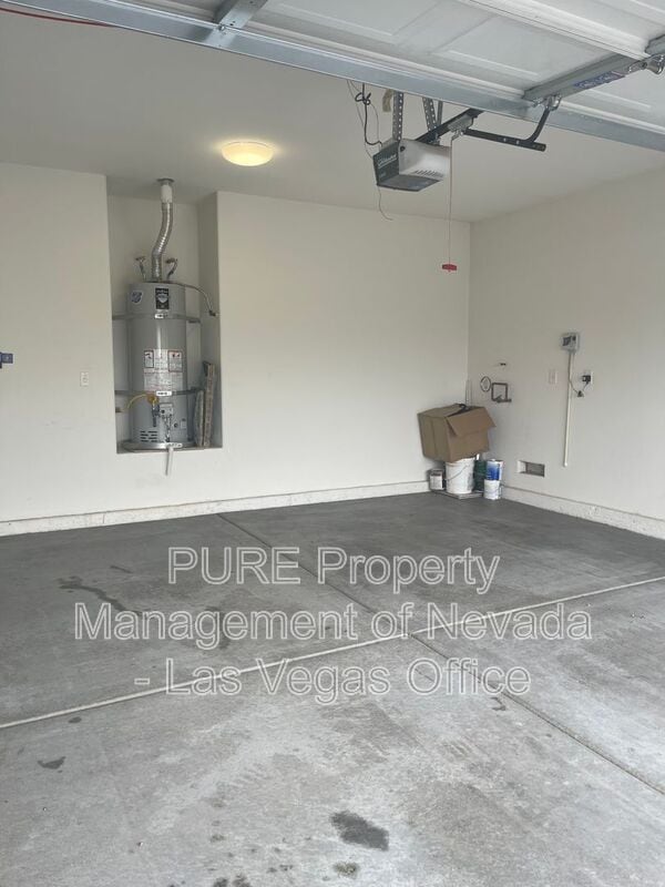 Building Photo - 10445 Orchard Ladge St