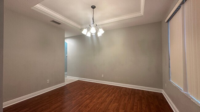 Building Photo - 418 Brentwood Club Cove