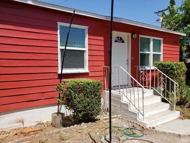 Building Photo - 3754 Westwood Blvd