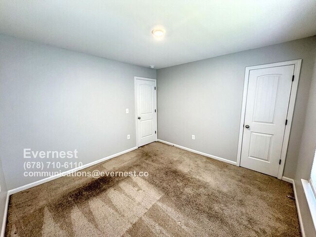 Building Photo - 5328 Hanover St