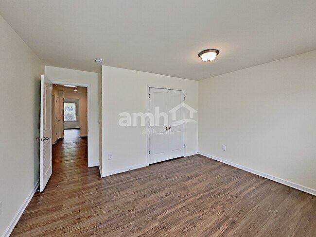 Building Photo - 516 Woodall Rd