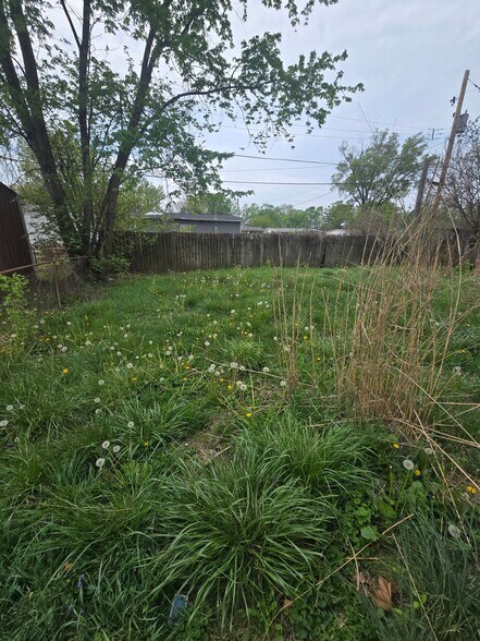 Building Photo - 1308 St Stephens Dr