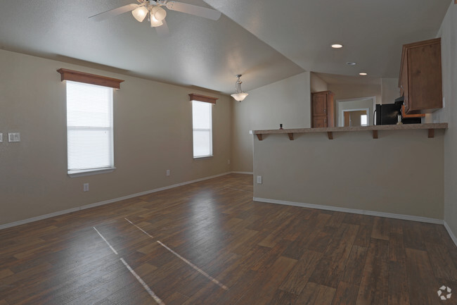 Interior Photo - Valley Verde