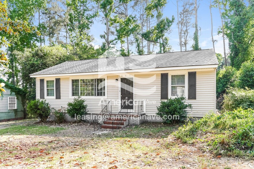 Building Photo - 661 Lorraine Dr