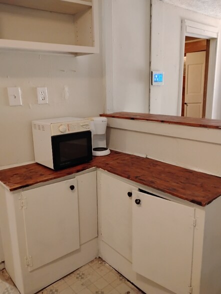 Building Photo - 123 Lucille Rd