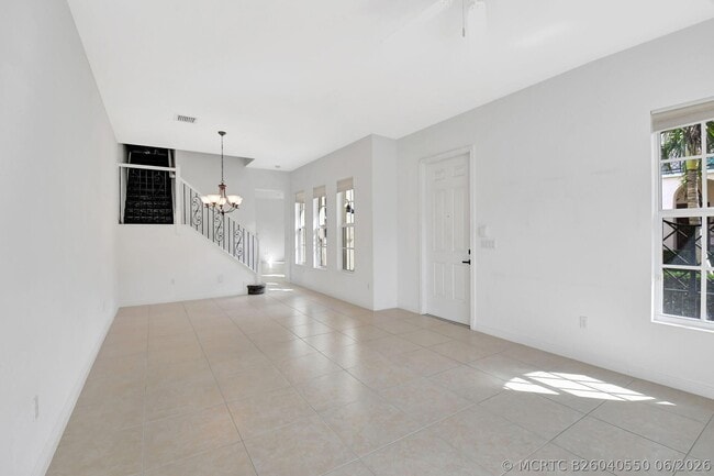 Building Photo - 838 NW 83rd Ln