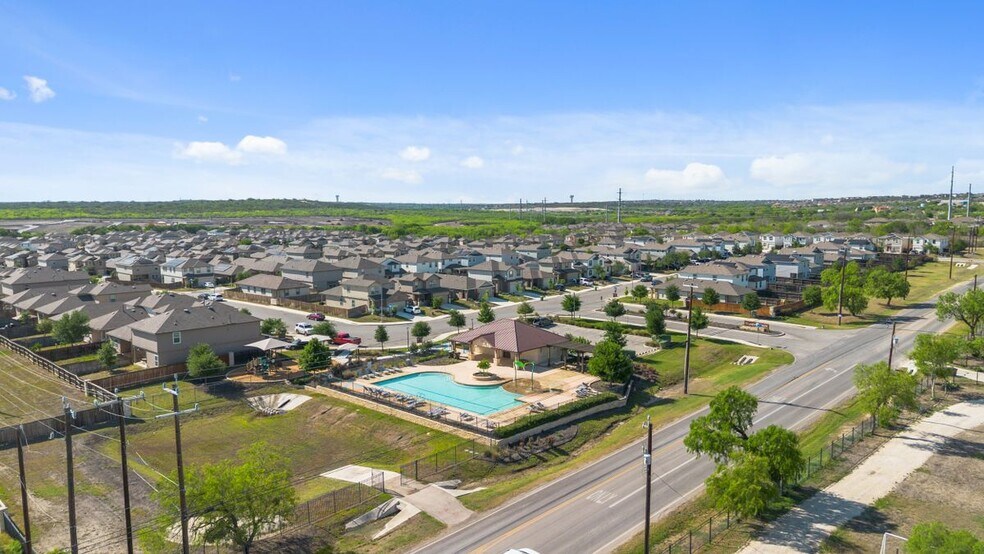 Building Photo - 3303 Mission River