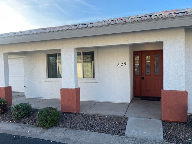 Building Photo - Occupied - 2 bedroom 2 bath in Aspen Shadows Contact Property Pros Property Management for more d...