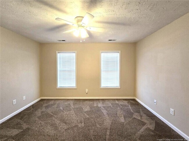 Building Photo - 5241 Goshawk Dr