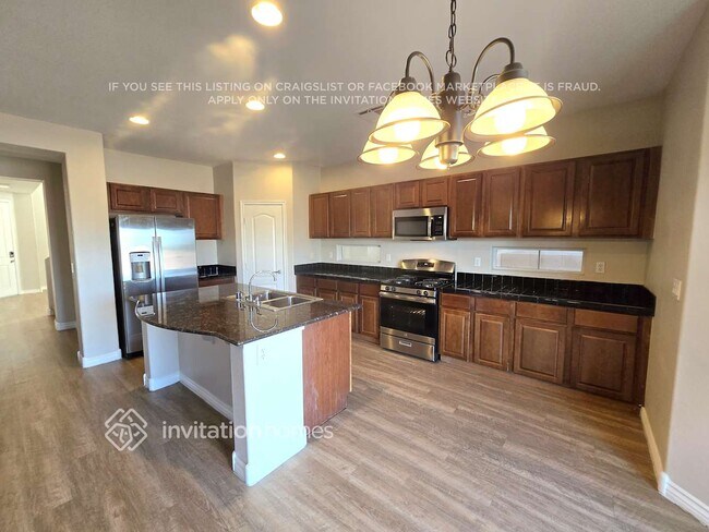 Building Photo - 5492 Oatfield St