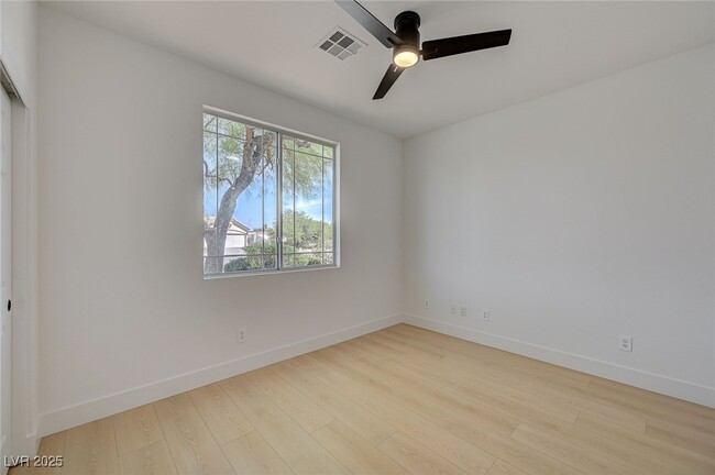 Building Photo - 2475 Sedona Cedar Ave