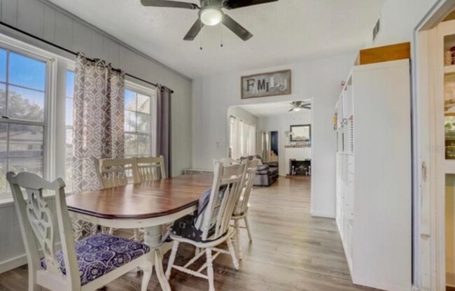 Building Photo - 507 North Dr