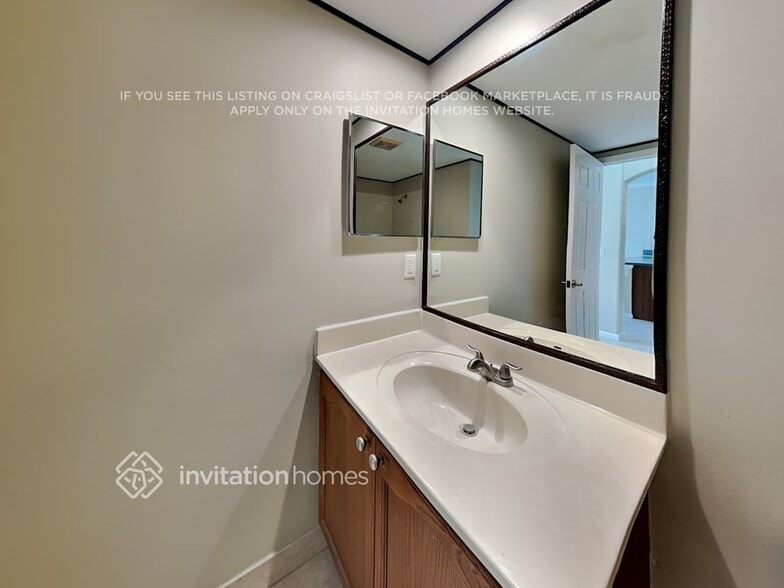 Building Photo - 4403 Lake Tahoe Cir