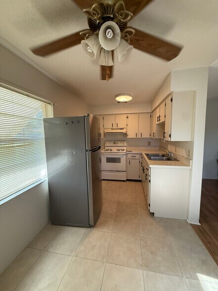 Building Photo - 18 Dogwood Trl