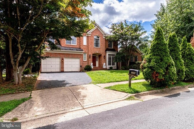 Building Photo - 1719 Strine Dr