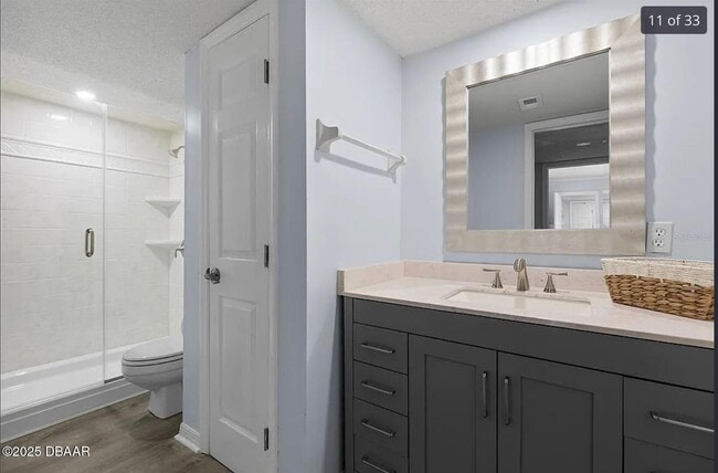 Building Photo - 3808 Saxon Dr