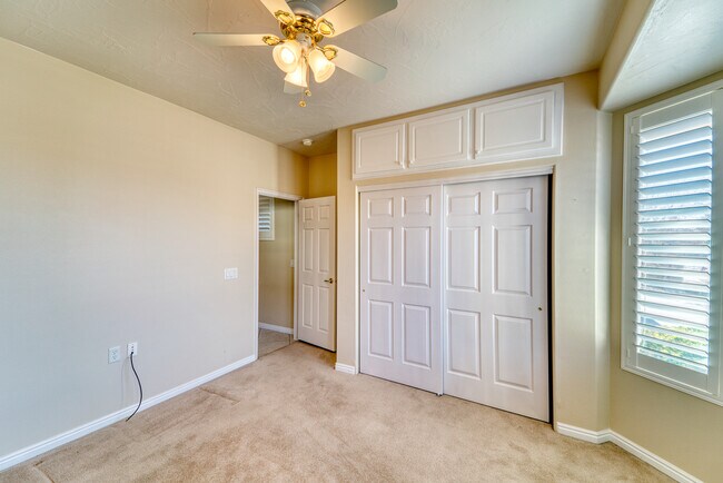 Building Photo - 4593 S Flaming Arch Dr