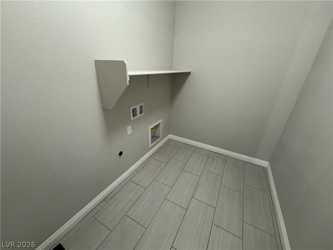 Building Photo - 1051 E Sunset Rd