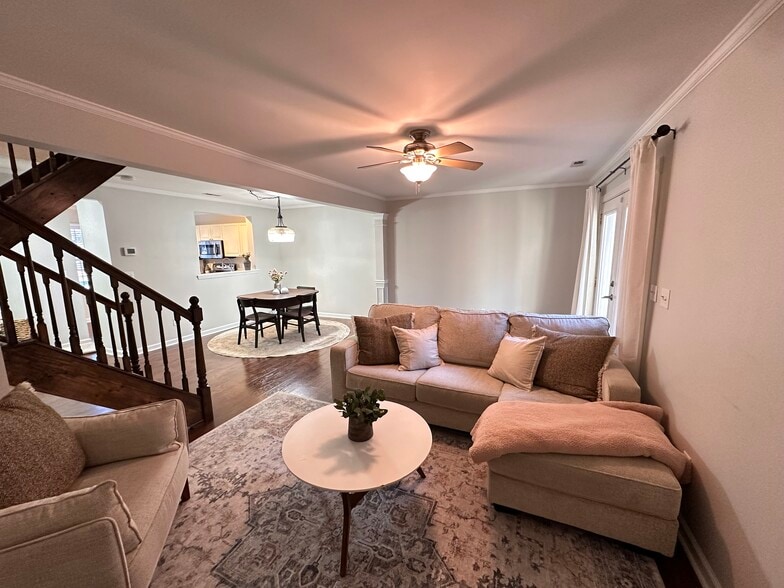 Building Photo - 1350 Maple Shade Lane