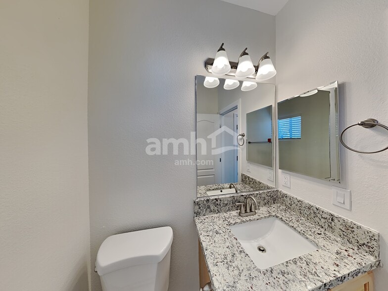 Building Photo - 8892 Happy Stream Ave