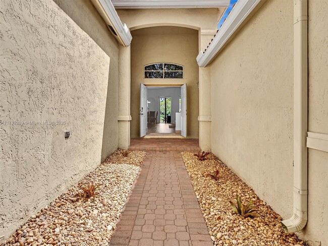 Building Photo - 754 Sunflower Cir