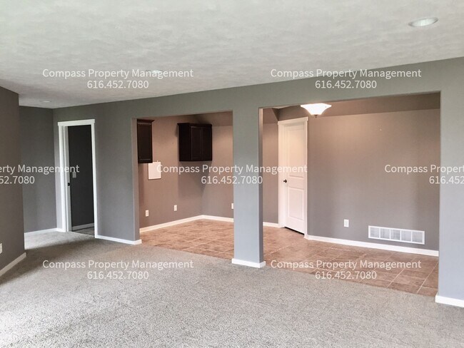 Building Photo - COMING SOON! 5 Bed 3.5 Bath Home in Hudson...