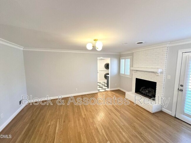 Building Photo - 4512 Drexel Dr