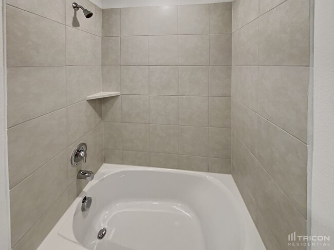 Building Photo - 8424 Fawn Creek Dr