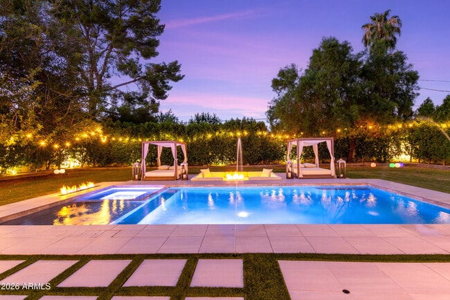 Building Photo - 2912 E Pierson St