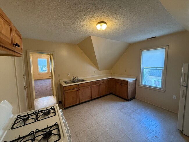 Building Photo - 60-62 Acushnet Ave.