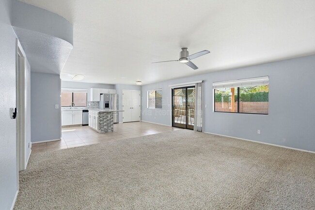 Building Photo - 10008 E Paseo San Ardo