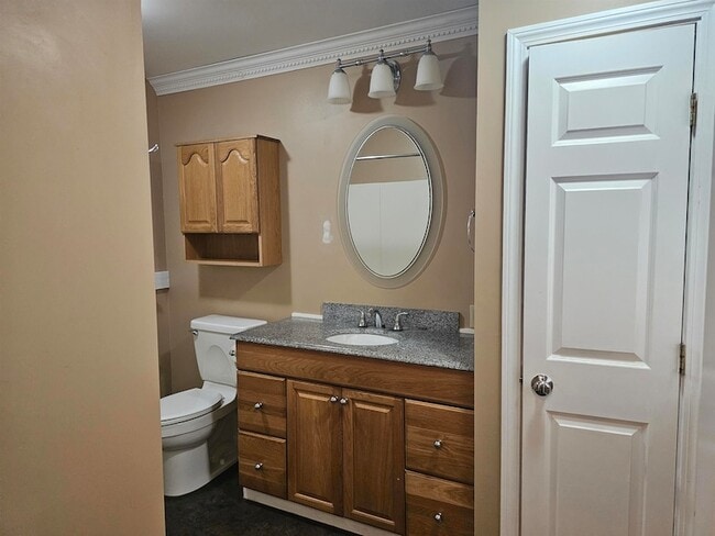 Building Photo - 30 Sterling Ln