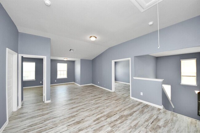 Building Photo - 931 Barstow Dr