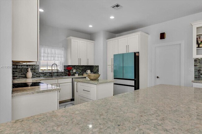 Building Photo - 1700 Cleveland Rd