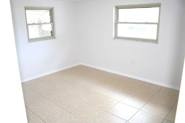 Building Photo - 4516 Irene Loop