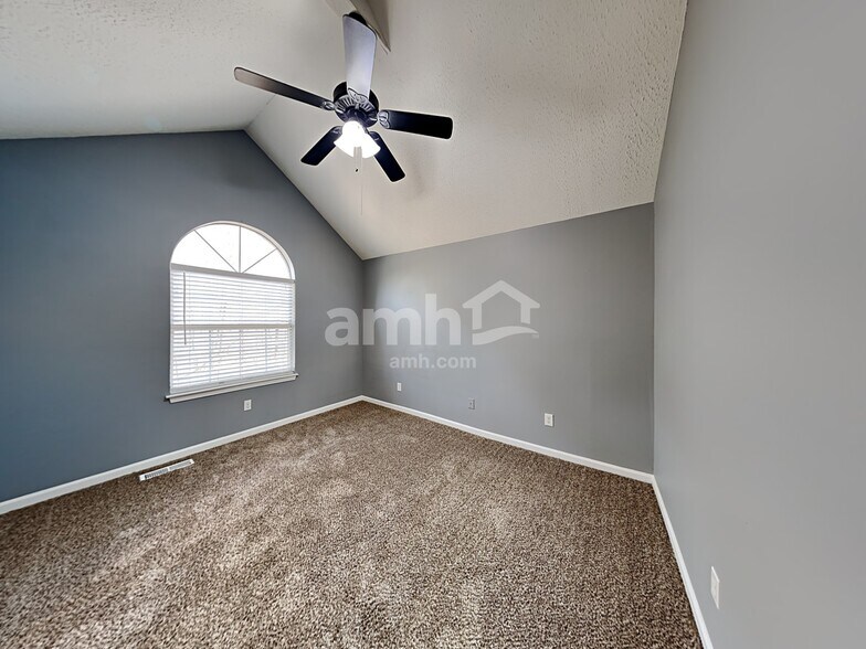 Building Photo - 154 Spring Creek Ct