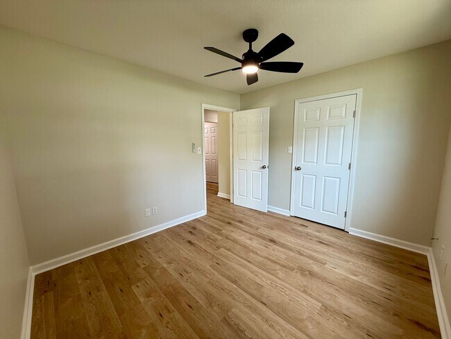 Building Photo - 3 Bedroom/2 Bathroom Home in Paragould AR ...