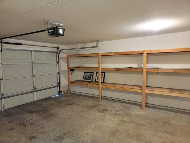 Building Photo - 1801 Artesia Dr