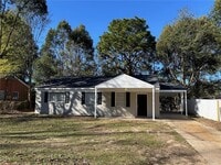 Building Photo - 4010 Sunnyvale Ln S