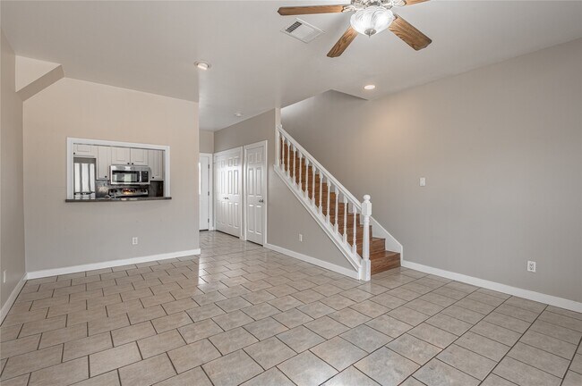 Building Photo - 1616 Avenue N