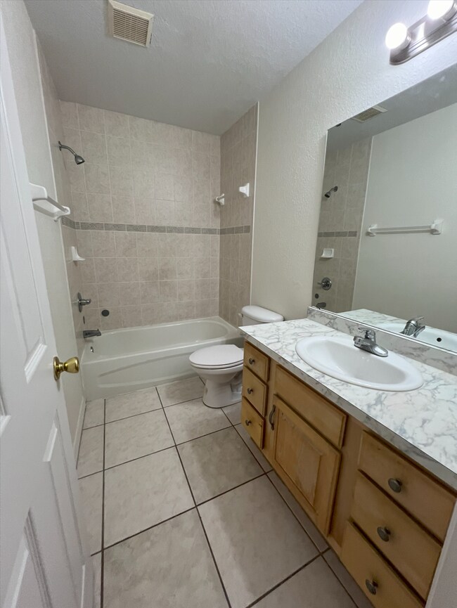 Building Photo - 8257 Cozumel Ln