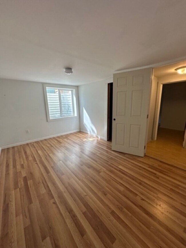 Building Photo - Spokane Bungalow