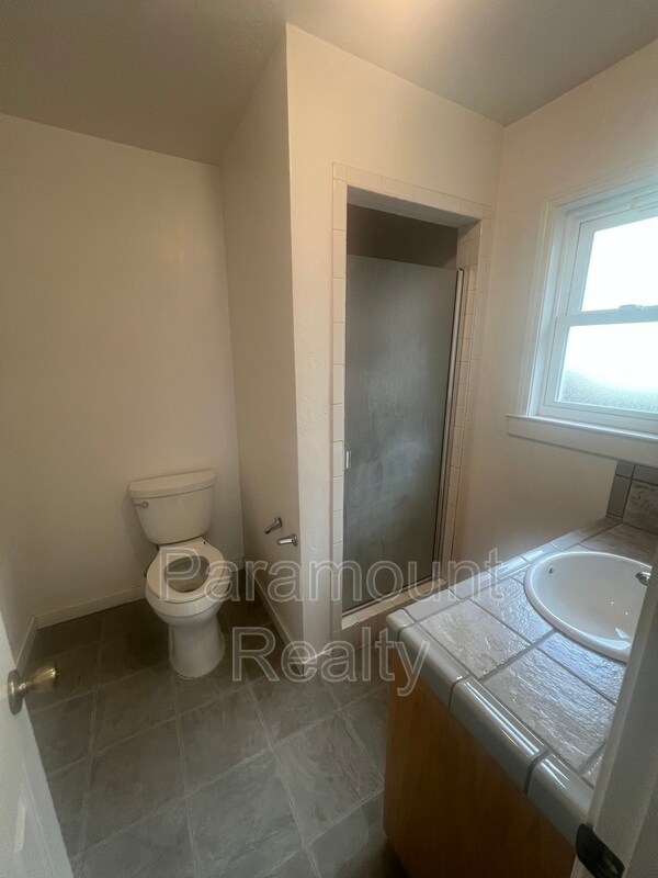 Building Photo - 188 N 14th St