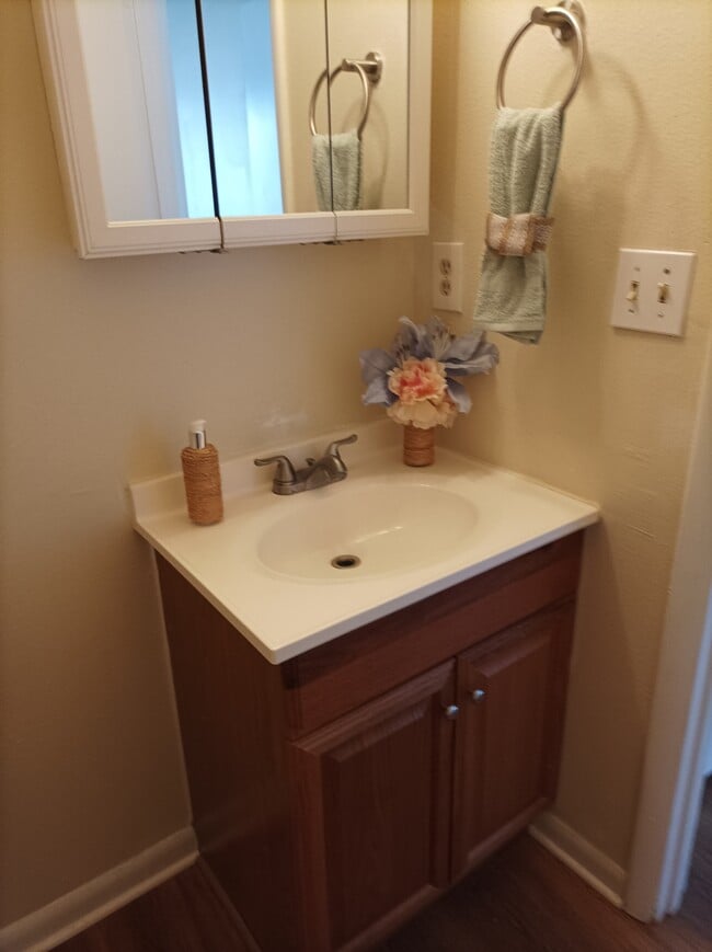 Building Photo - 7756 62nd Way N