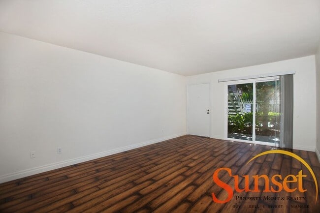 Building Photo - 4747 Hamilton St