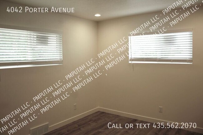 Building Photo - 4042 Porter Ave
