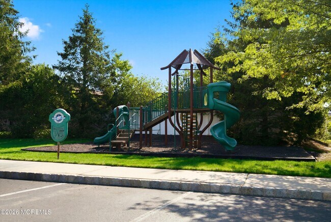 Building Photo - 313 Mill Pond Wy