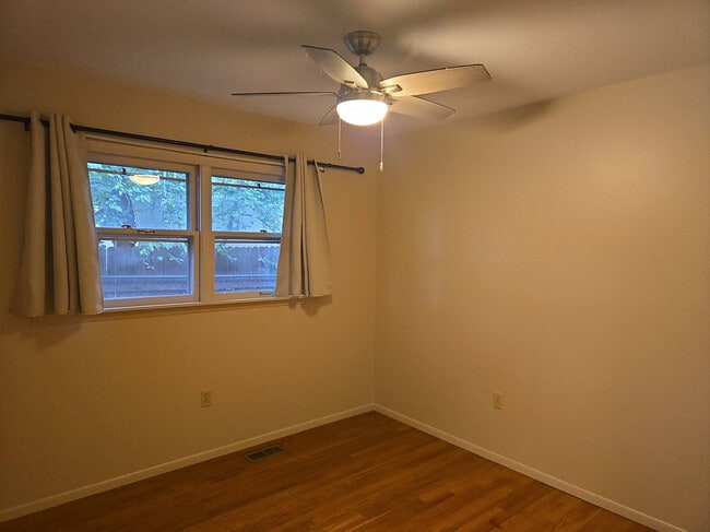 Building Photo - 1316 N Arcadia St